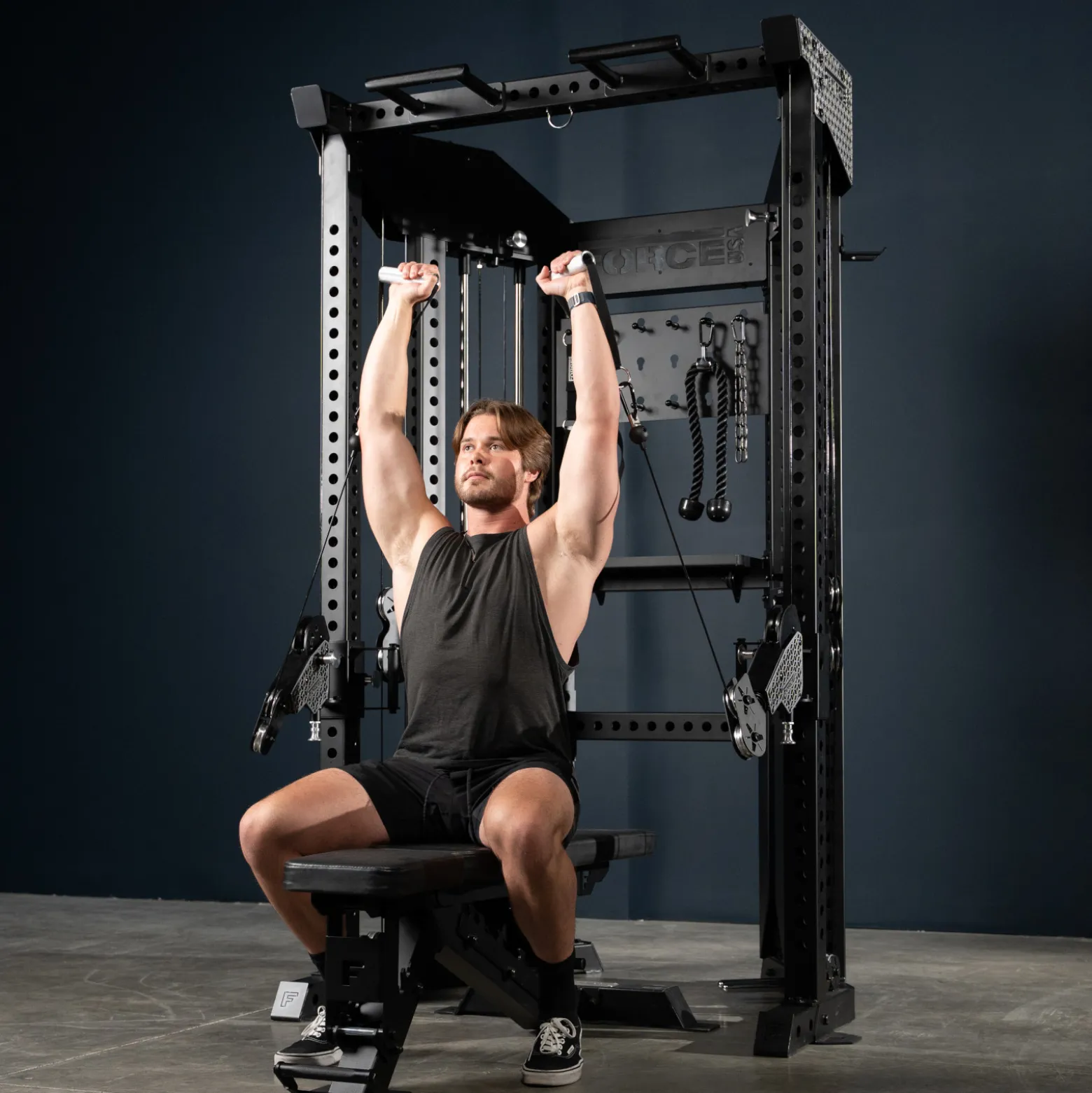 Force USA Kabelzugstation Functional Trainer Rack Cornerstone