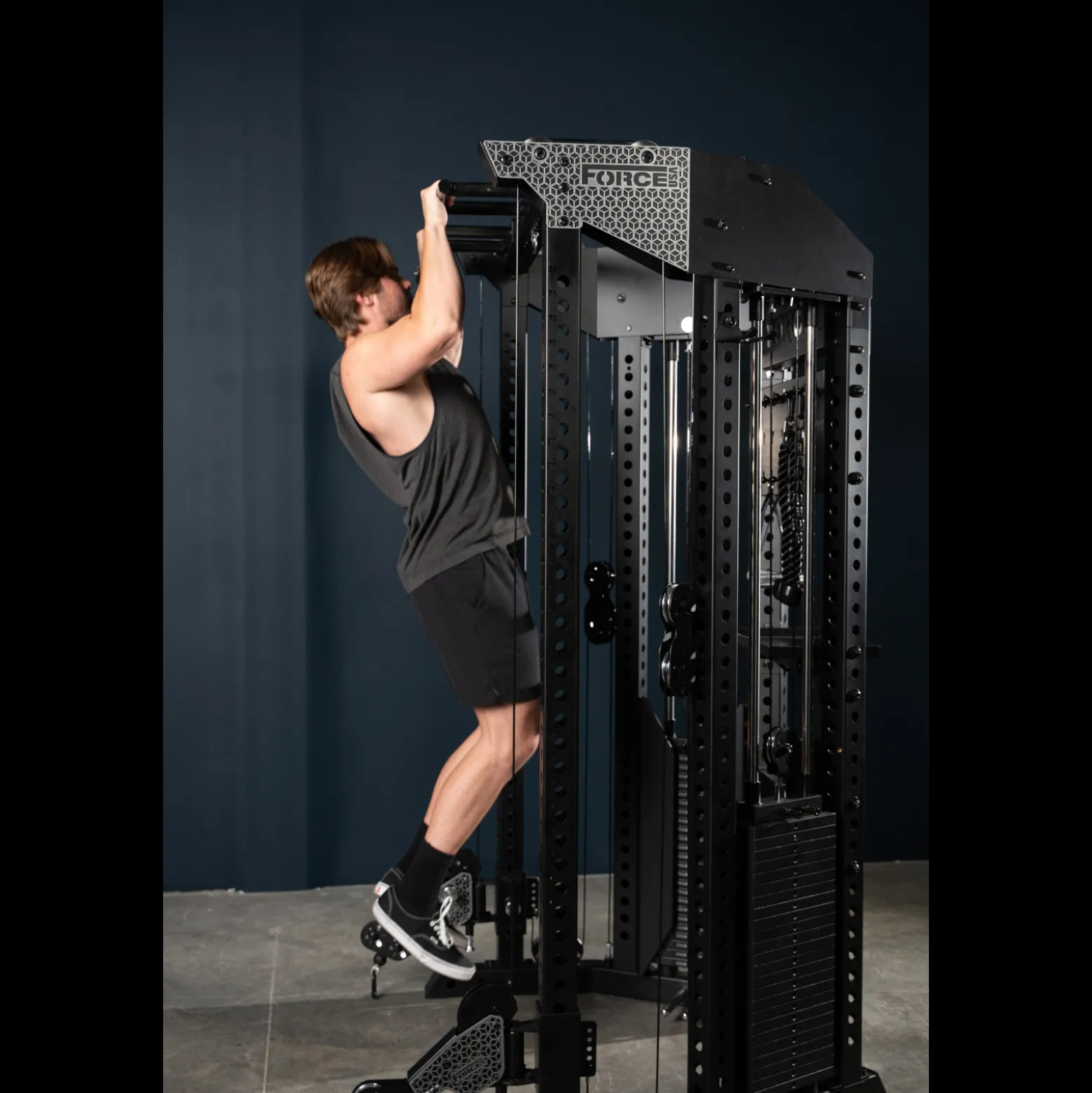 Force USA Kabelzugstation Functional Trainer Rack Cornerstone
