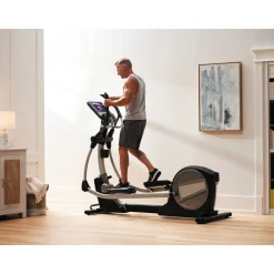 NordicTrack Crosstrainer SE7i (2021) (Ausstellungsstück)